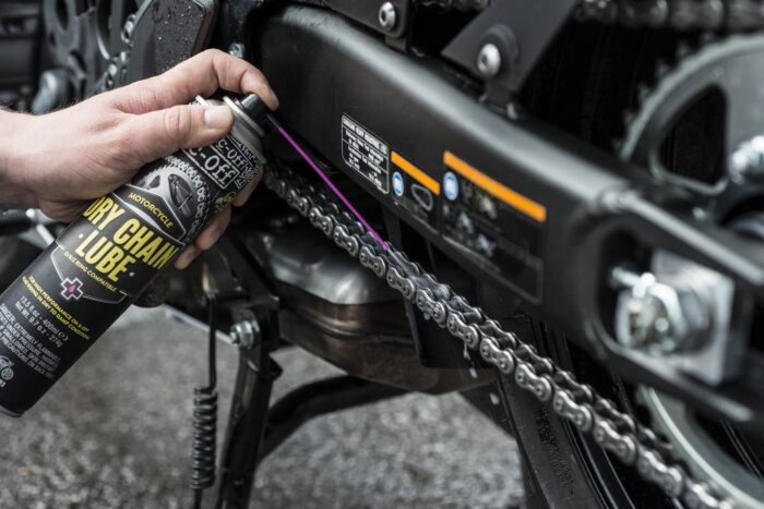 MUC-Off Smar do łańcucha DRY WEATHER CHAIN LUBE 400ml - obrazek 7