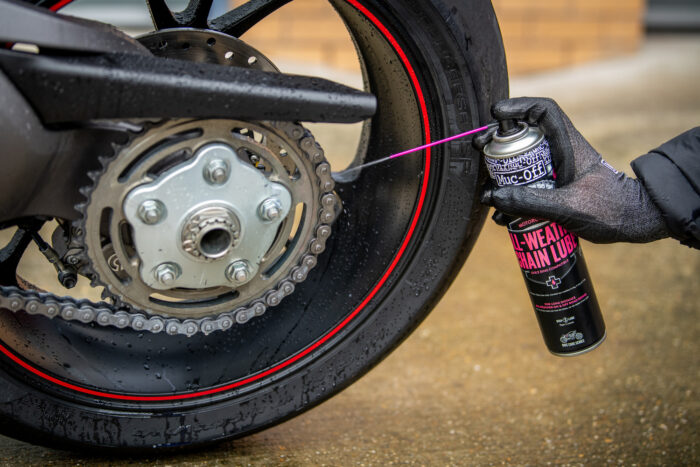 MUC-Off Smar do łańcucha ALL-WEATHER CHAIN LUBE 400ml - obrazek 12