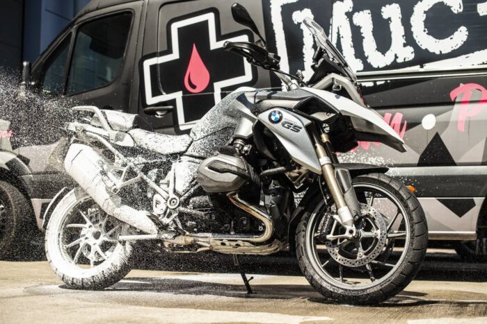 MUC-Off Płyn do pianownic SNOW FOAM 1L - obrazek 12