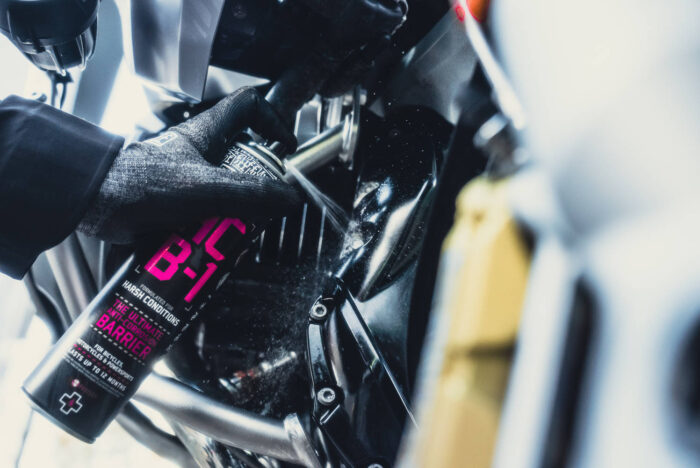 MUC-Off Preparat chroniący motocykl HCB-1 400ml - obrazek 16