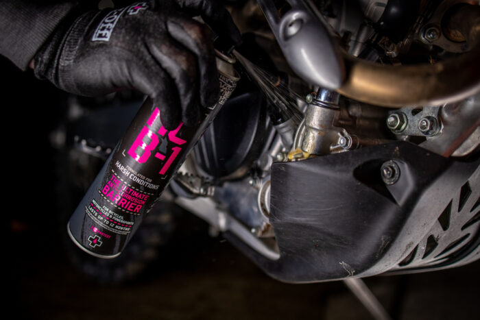 MUC-Off Preparat chroniący motocykl HCB-1 400ml - obrazek 10