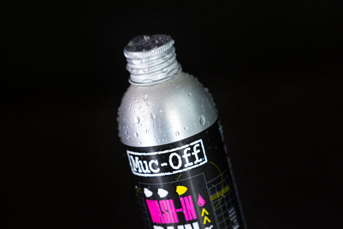 MUC-Off Impregnat WASH-IN RAIN SHIELD 300ml - obrazek 8