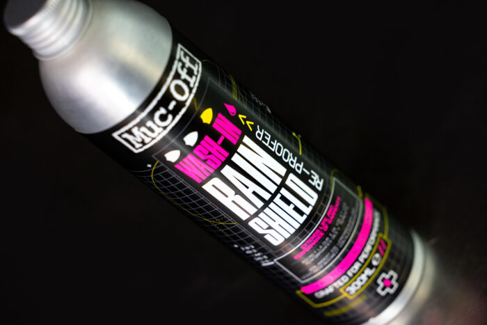 MUC-Off Impregnat WASH-IN RAIN SHIELD 300ml - obrazek 11