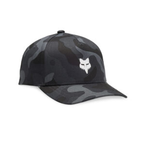 CZAPKA Z DASZKIEM JUNIOR FOX HEAD 110 SB BLACK CAMO