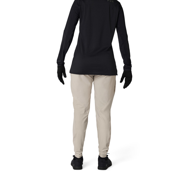 SPODNIE ROWEROWE DAMSKIE FOX FLEXAIR CHALK - obrazek 4
